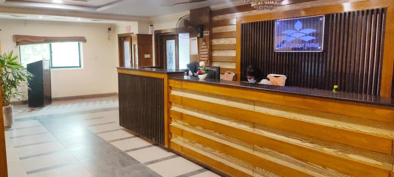 Hotel Multan Exterior foto
