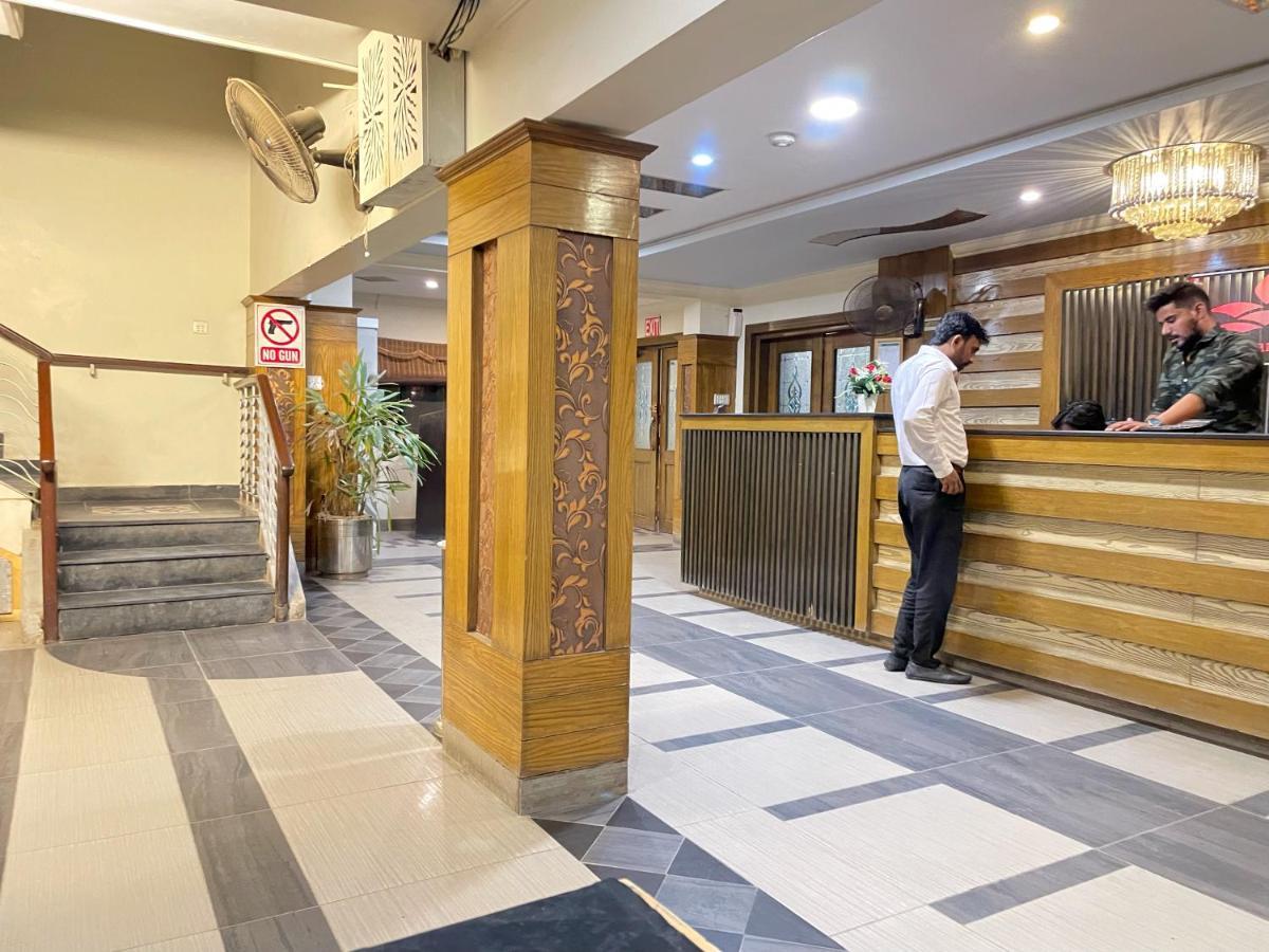 Hotel Multan Exterior foto