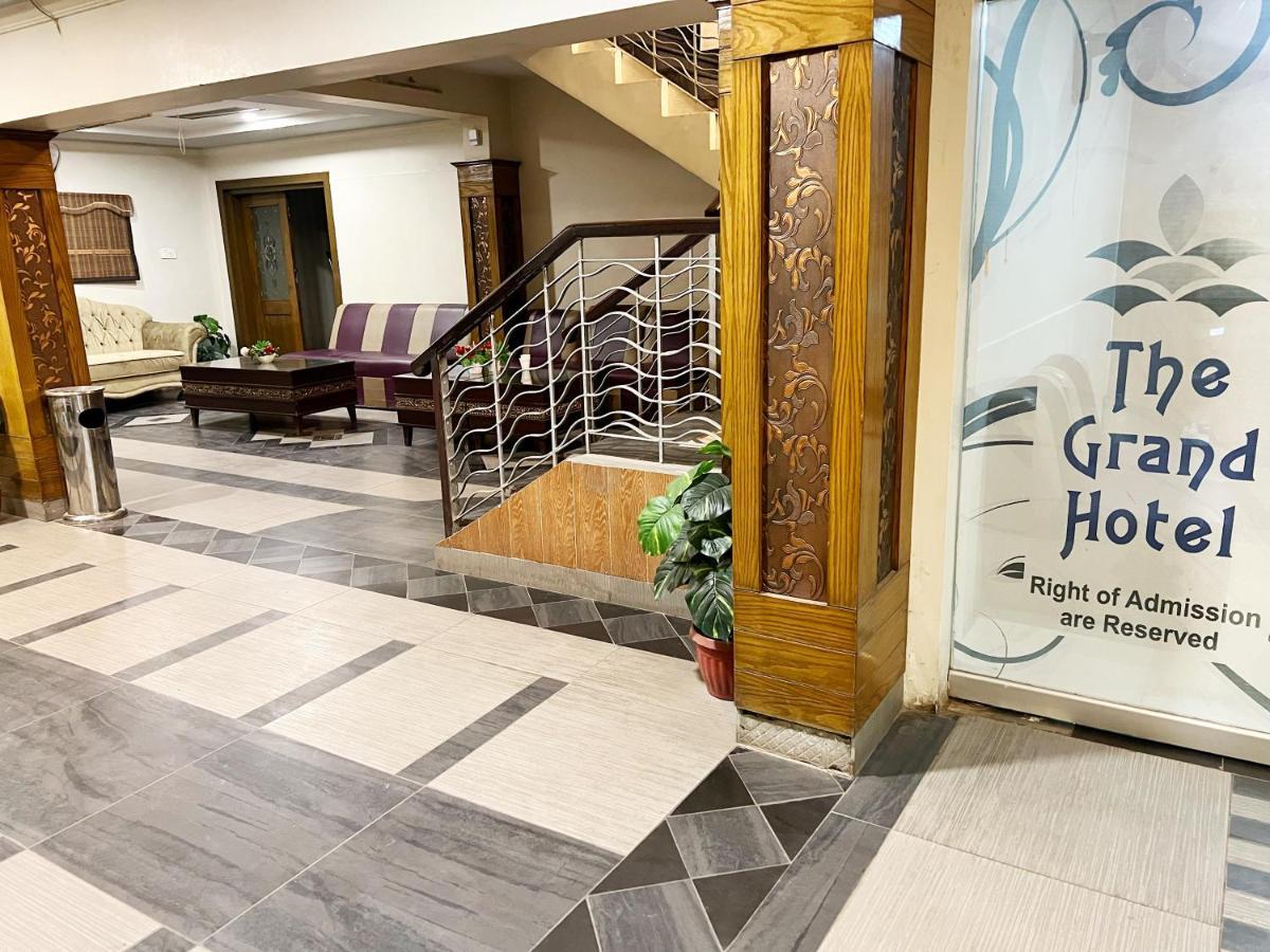 Hotel Multan Exterior foto