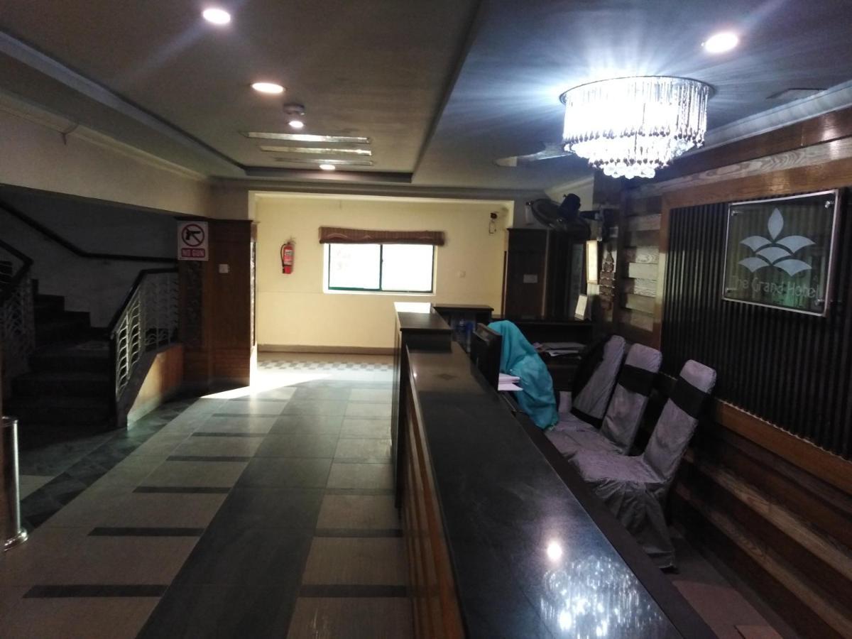 Hotel Multan Exterior foto