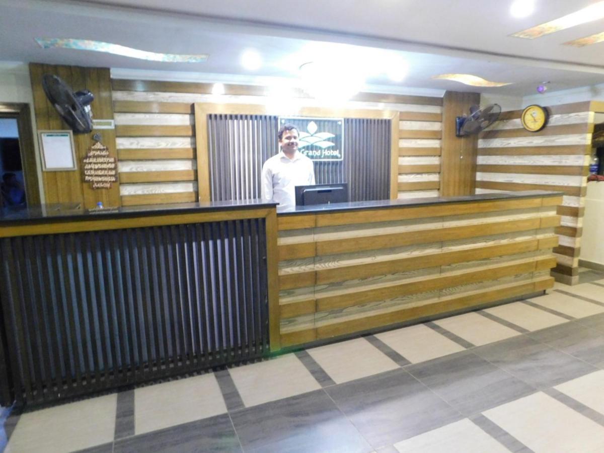 Hotel Multan Exterior foto